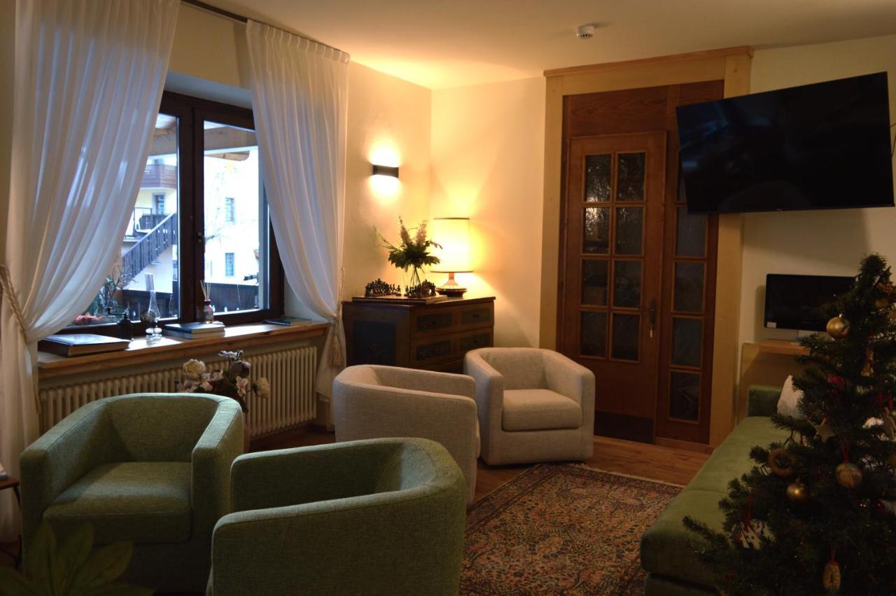 Hotel Wanda Pinzolo Kültér fotó