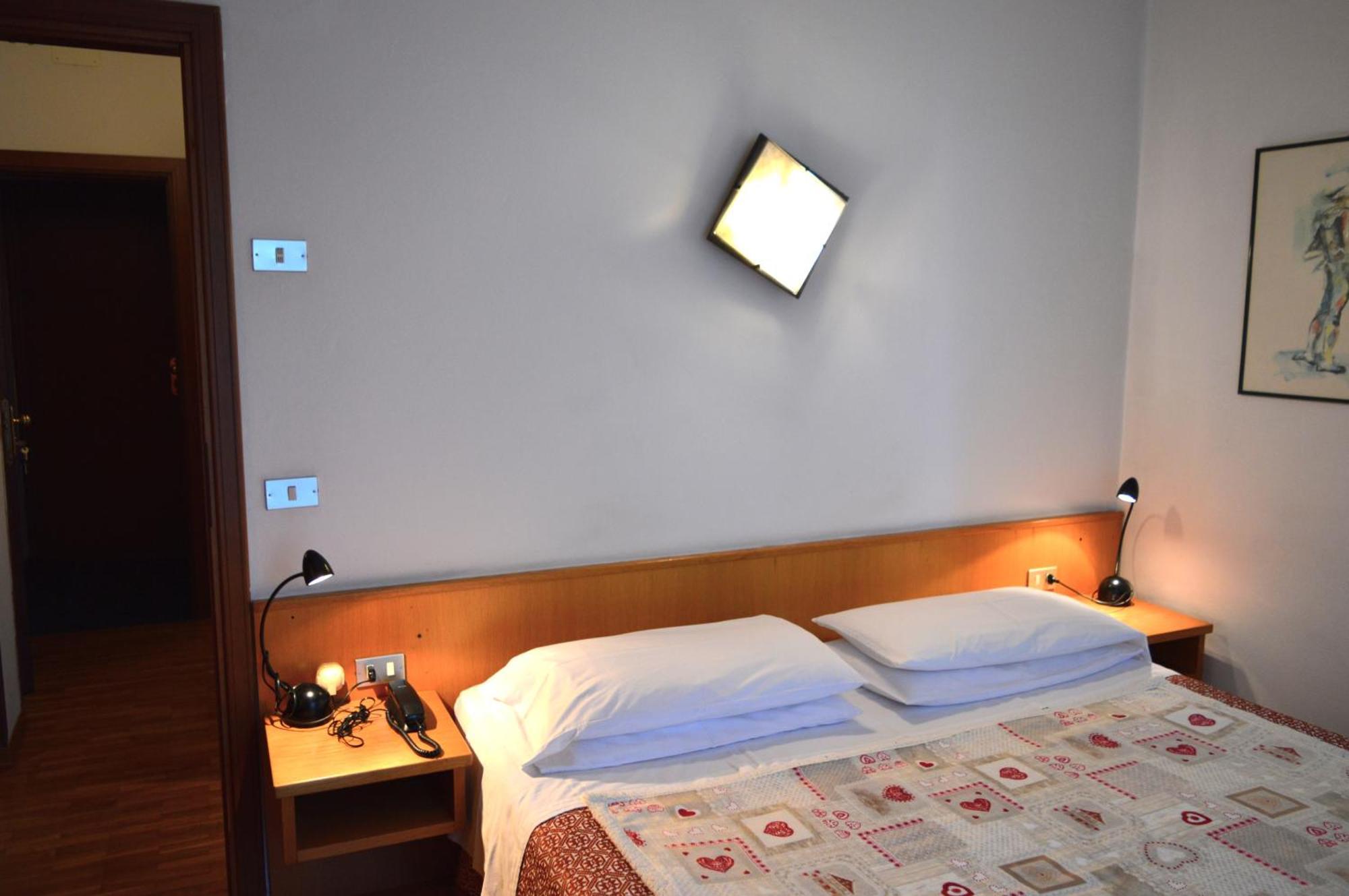 Hotel Wanda Pinzolo Kültér fotó