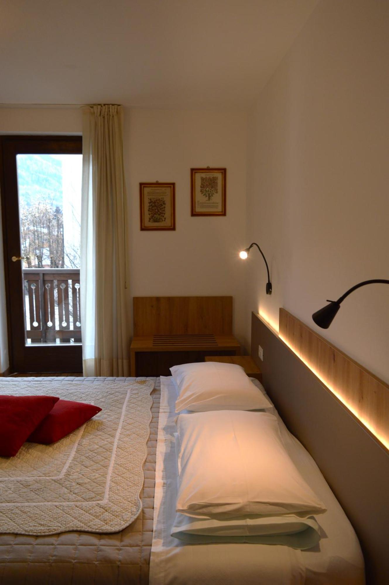 Hotel Wanda Pinzolo Kültér fotó