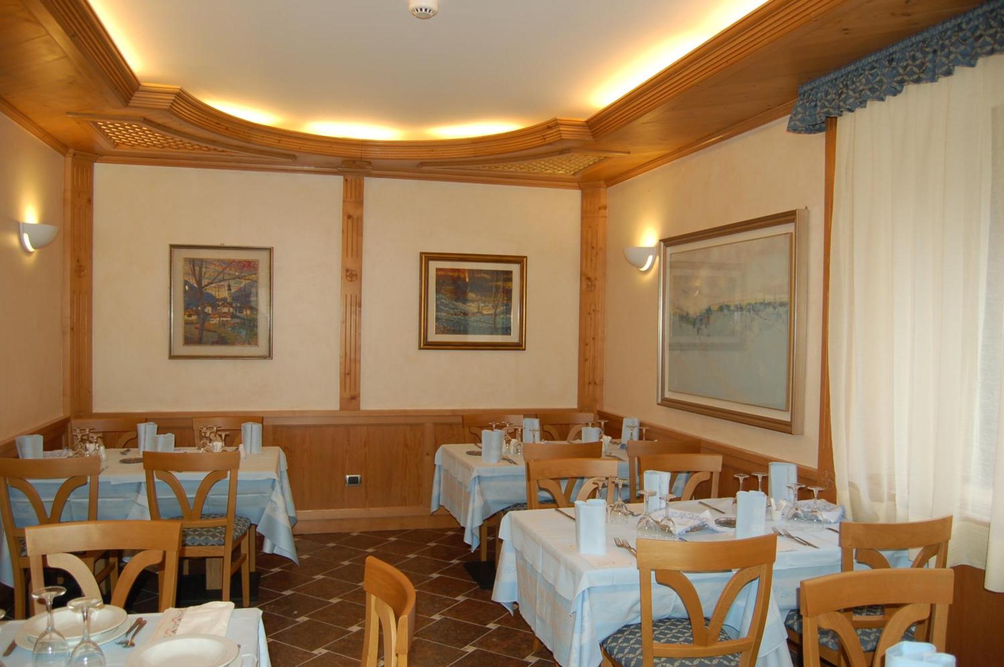Hotel Wanda Pinzolo Kültér fotó